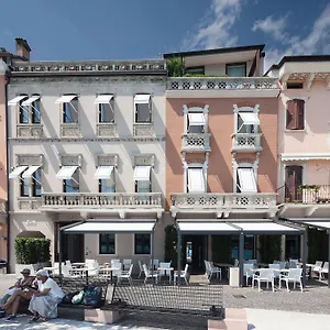 Locanda Del Benaco 3*, Salò Italië