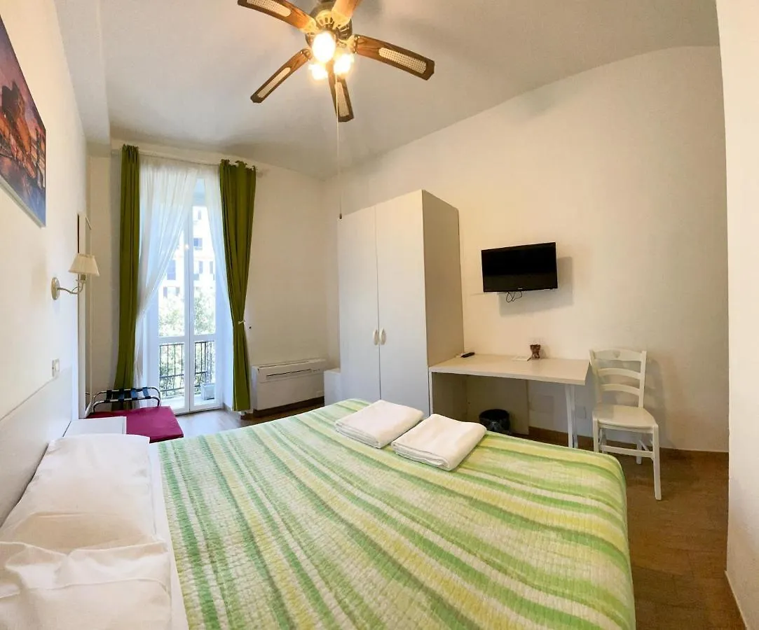 *** Alojamento de Acomodação e Pequeno-almoço B&B Mazzini Roma Itália